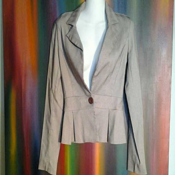 Lux Blazer - Picture 1 of 8